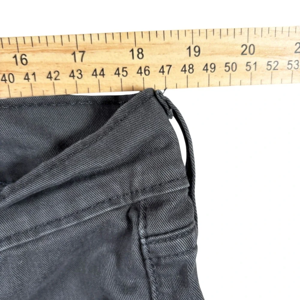 Levi's 513 Slim Straight Pants Mens 38x30 Charcoal Minimalist Workwear Gorpcore
